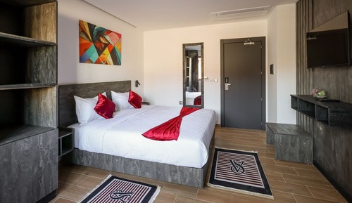 Habitación Deluxe con 1 cama doble o 2 individuales, vistas a la ciudad