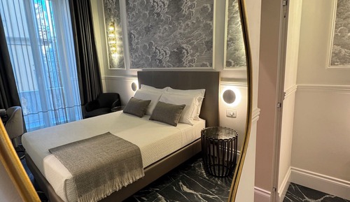 Habitación doble superior, balcón, vistas a la ciudad