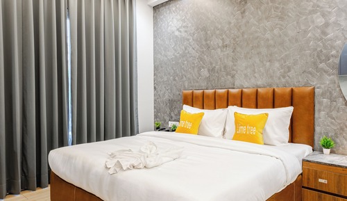 Estudio estándar, 1 cama de matrimonio grande, vistas a la ciudad