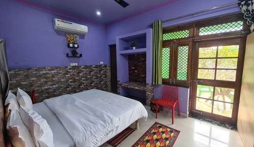 Habitación Deluxe con 1 cama doble o 2 individuales, balcón