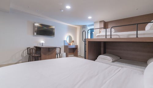 Habitación cuádruple Deluxe, no fumadores