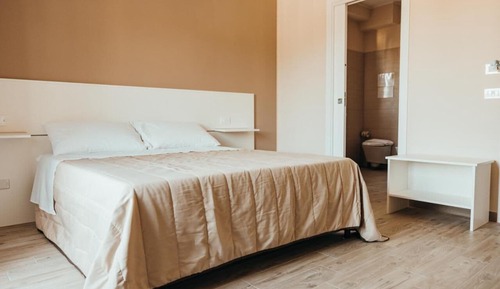 Habitación Confort con 1 cama doble o 2 individuales, vistas a la montaña