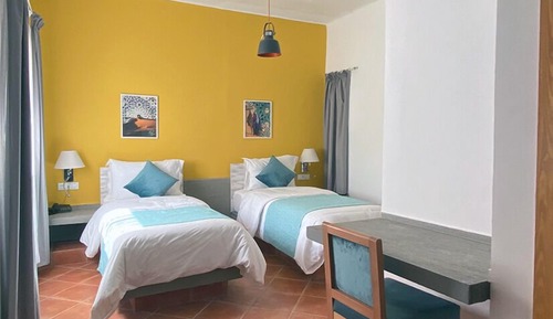 Habitación estándar con 2 camas individuales