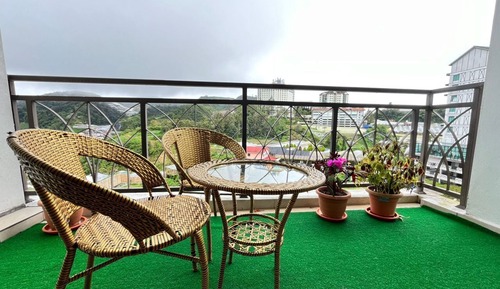 Apartamento de lujo, vistas a la montaña
