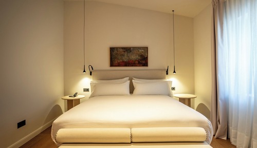 Habitación Premium doble, 1 cama de matrimonio grande, vistas a la ciudad