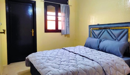 Habitación triple, vistas a la montaña