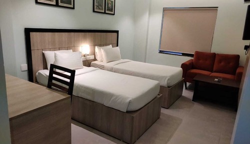 Habitación Deluxe con 1 cama doble o 2 individuales, balcón, vistas al mar