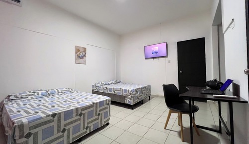 Habitación cuádruple Confort, 2 camas dobles, no fumadores, baño privado