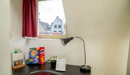 Single Room with shared bathroom