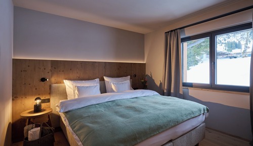 Apartamento, balcón, vistas a la montaña