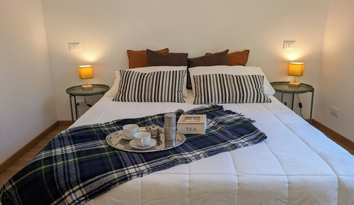 Habitación con 1 cama doble o 2 individuales, 1 cama doble o 2 individuales, balcón