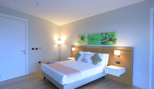 Habitación presidencial, varias camas