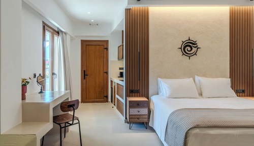 Suite, 1 cama doble, no fumadores, vistas parciales al mar