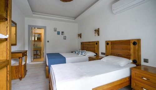 Habitación triple clásica