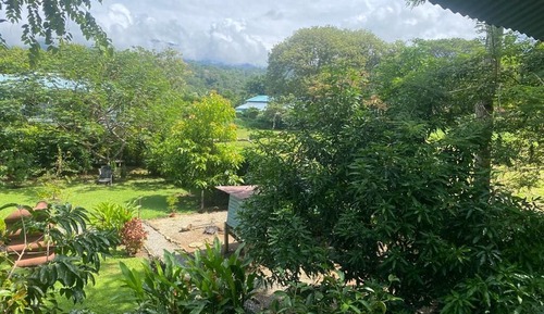 Casa, vistas al jardín