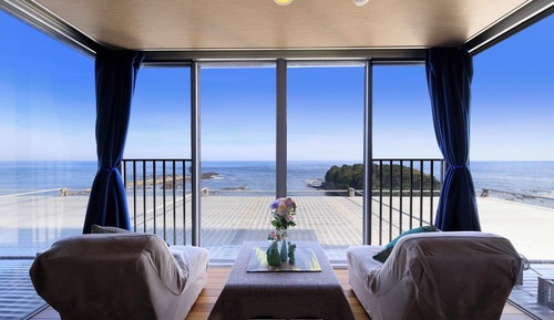 Habitación superior con 2 camas individuales, no fumadores, vistas al mar (402-404)