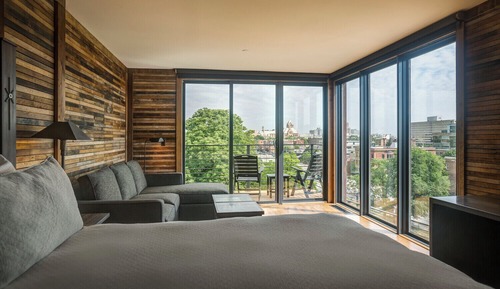 Habitación con 1 cama doble o 2 individuales, vistas a la ciudad