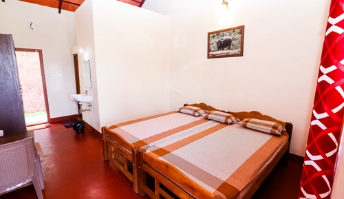Habitación básica doble, vistas a la montaña