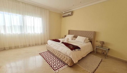 Suite Deluxe, 1 cama de matrimonio grande, vistas parciales al lago