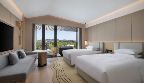 Habitación ejecutiva, 2 camas dobles, balcón, vistas al jardín