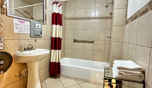 Suite superior, vistas al patio