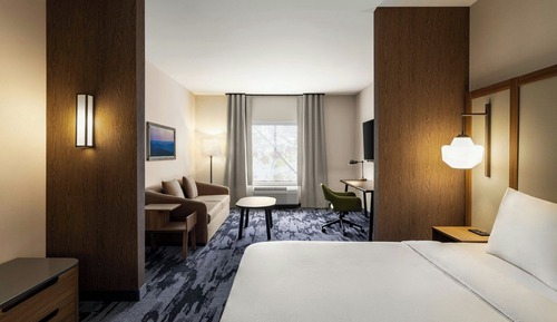 Suite estudio, 1 cama de matrimonio grande con sofá cama (Mobility Accessible, Roll-in Shower)