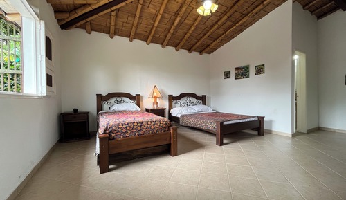 Habitación triple clásica