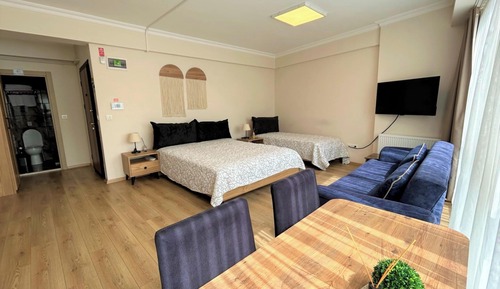 Habitación familiar con 2 camas individuales