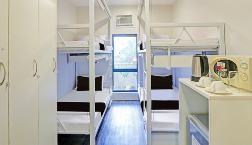 Dormitorio compartido, solo para mujeres