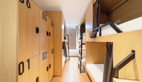 Dormitorio compartido estándar, solo para hombres