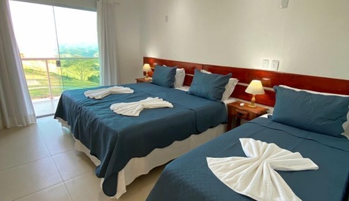 Habitación triple Confort, vistas a la montaña
