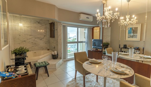 Suite, vistas a la piscina