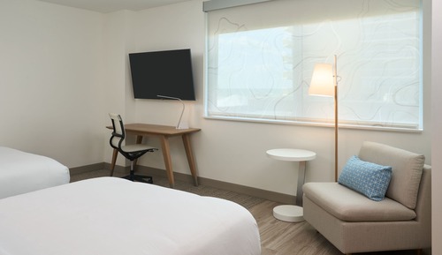Estudio, varias camas (Mobility Accessible, Roll-in Shower)