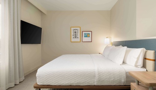 Suite, 1 cama de matrimonio grande, accesible para personas con discapacidad (Efficiency, Hearing)