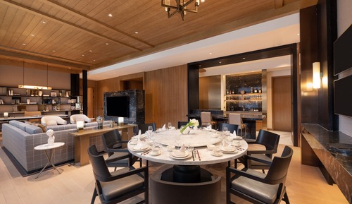 Suite (Chairman)