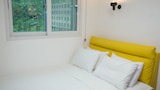 Studio Suite (randomly assigned)