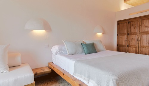 Habitación superior, 1 cama de matrimonio grande con sofá cama, vistas al mar