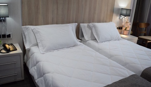 Habitación con 1 cama doble o 2 individuales
