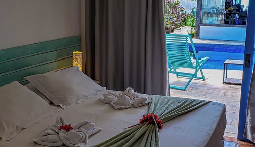 Suite, vistas a la piscina
