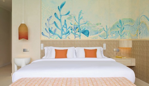Villa, 1 cama de matrimonio grande, bañera de hidromasaje, sobre el agua