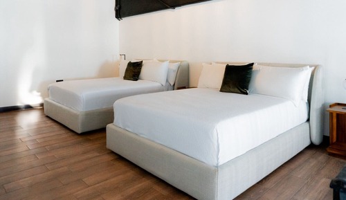 Loft (E1)
