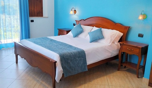 Habitación panorámica, vistas al jardín