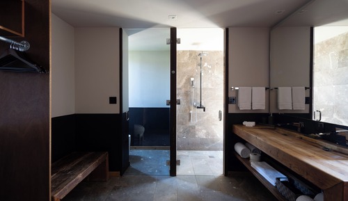 Casa Montaña Two Queens - Pool & Gym Access