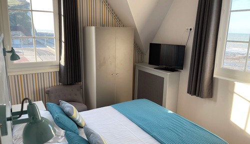 Habitación básica, vistas al mar, entresuelo