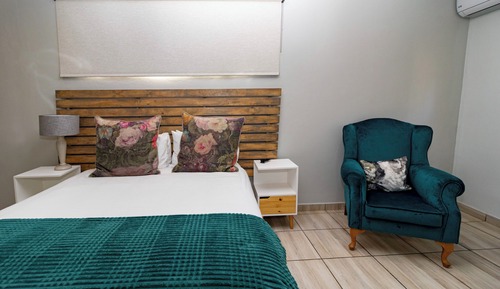 Apartamento de lujo, vistas al jardín