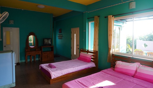 Casa estándar, vistas a la colina