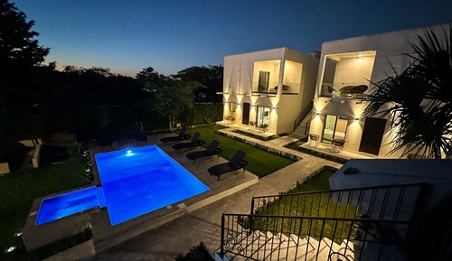Villa Deluxe