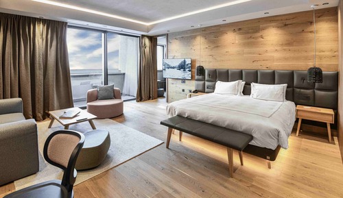 Swiss, Habitación, varias camas