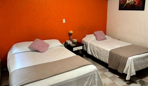 Habitación cuádruple estándar