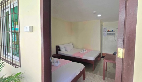 Habitación cuádruple estándar
